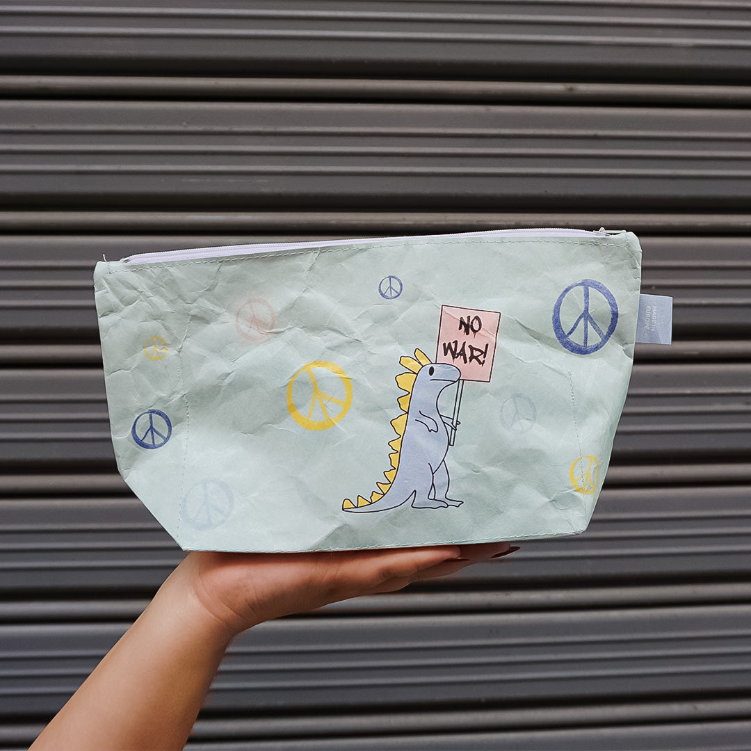 Paprcuts Kulturbeutel No War Schwarz Waschtasche