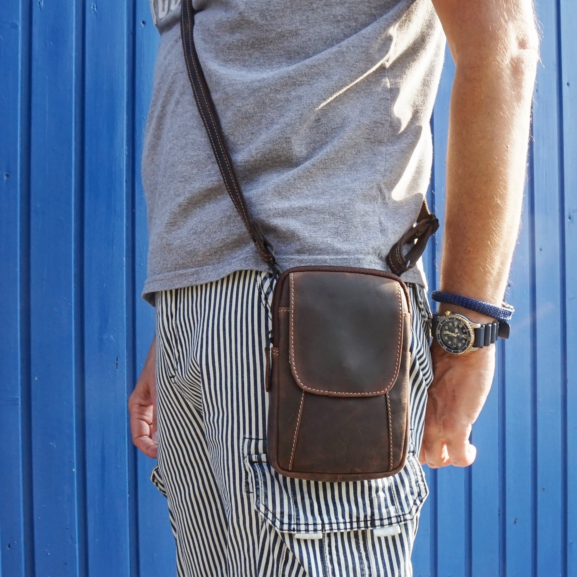 Jack Kinsky Baltimore 10 Handytasche Mocca Rindleder