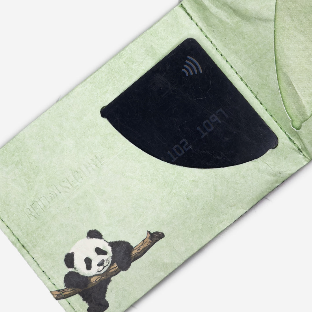 Paprcuts RFID Wallet Peaceful Panda Portemonnaie grün RFID