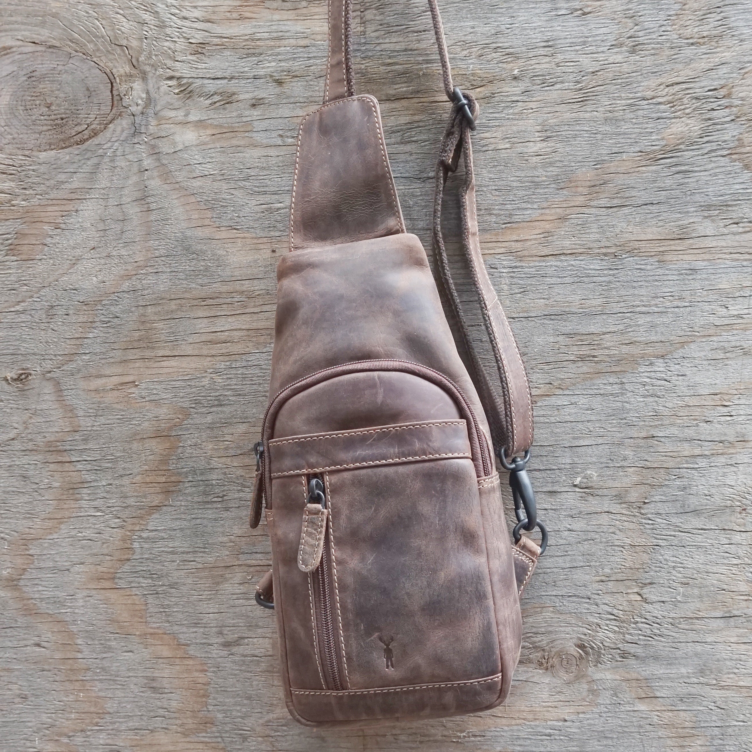 Jack Kinsky Baltimore 17 Bodybag Mocca Hunter-Leder