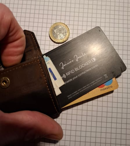 Jaimie Jacobs Nano Boy RFID Schutzkarte Scheckkartenformat