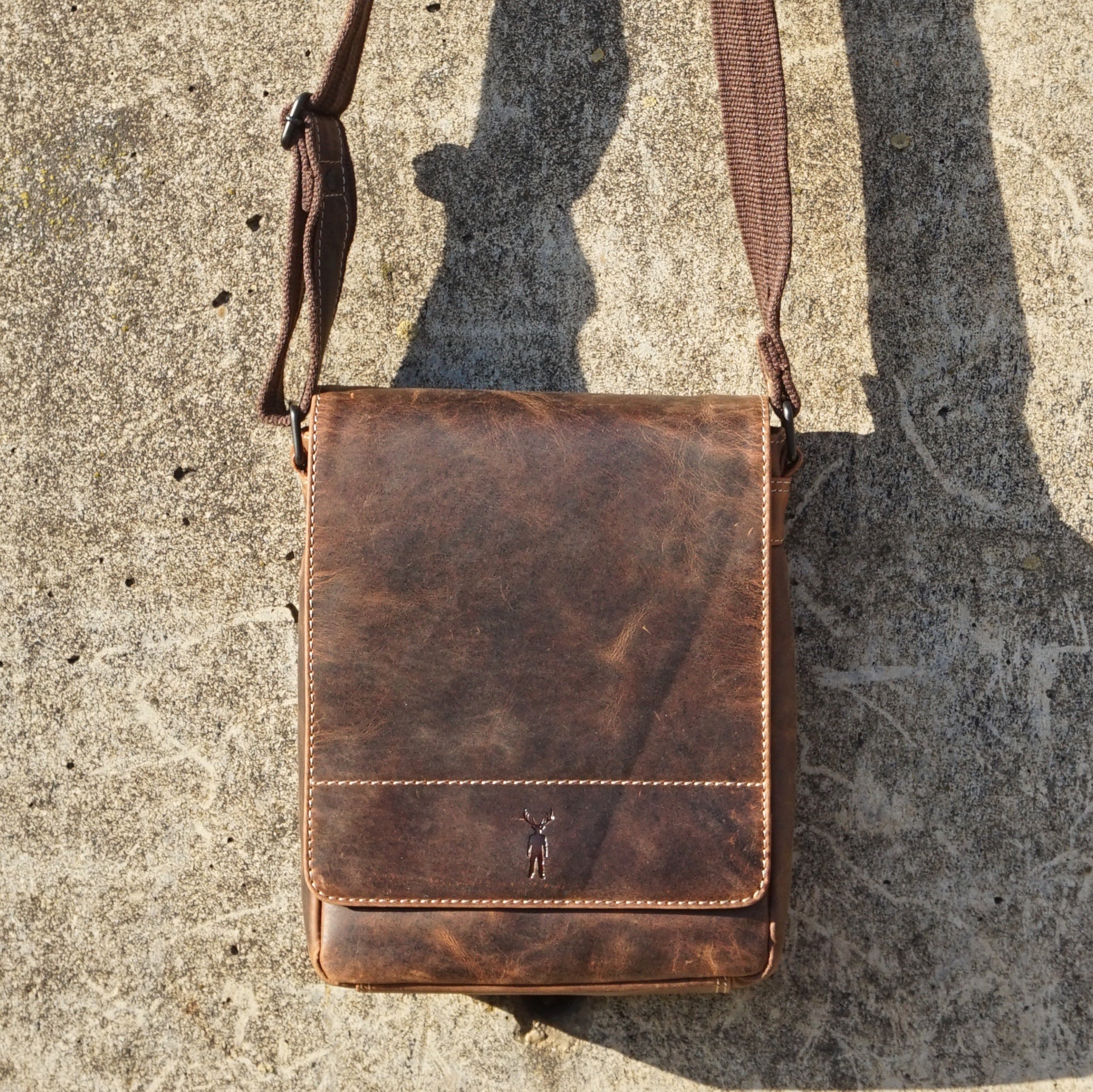 Jack Kinsky Baltimore 3 Umhängetasche Anthrazit Hunter-Leder