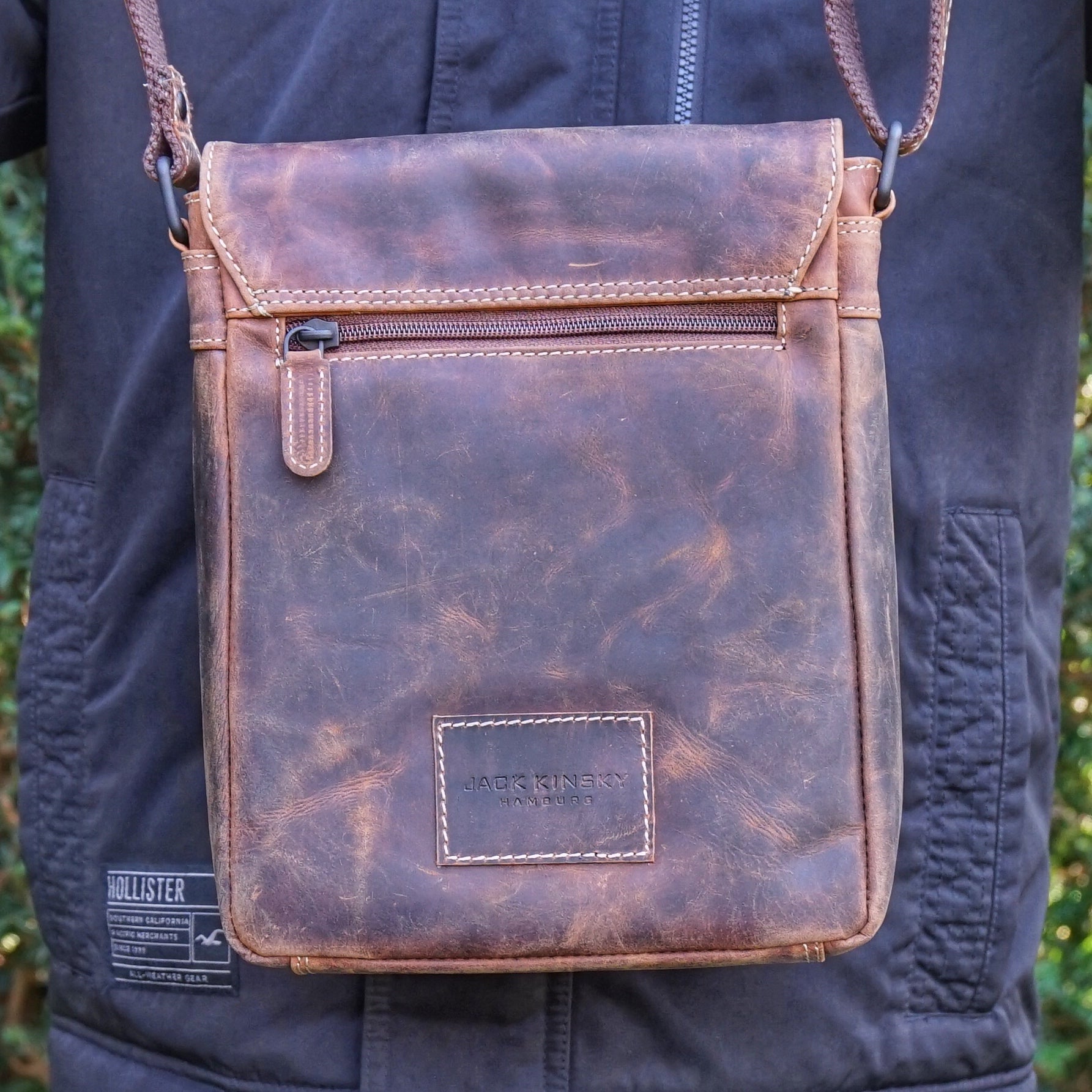 Jack Kinsky Baltimore 3 Umhängetasche Anthrazit Hunter-Leder