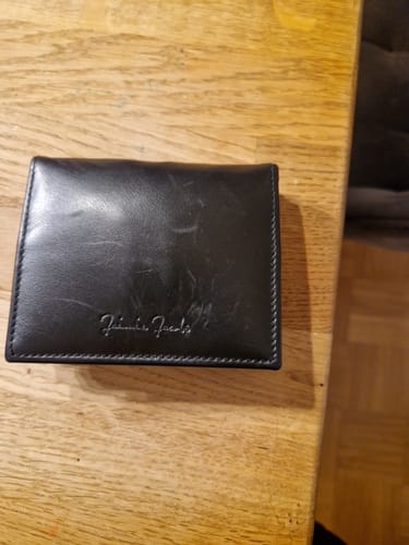 Jaimie Jacobs Flap Boy AirTag Vegan Geldbörse Schwarz Münzfach