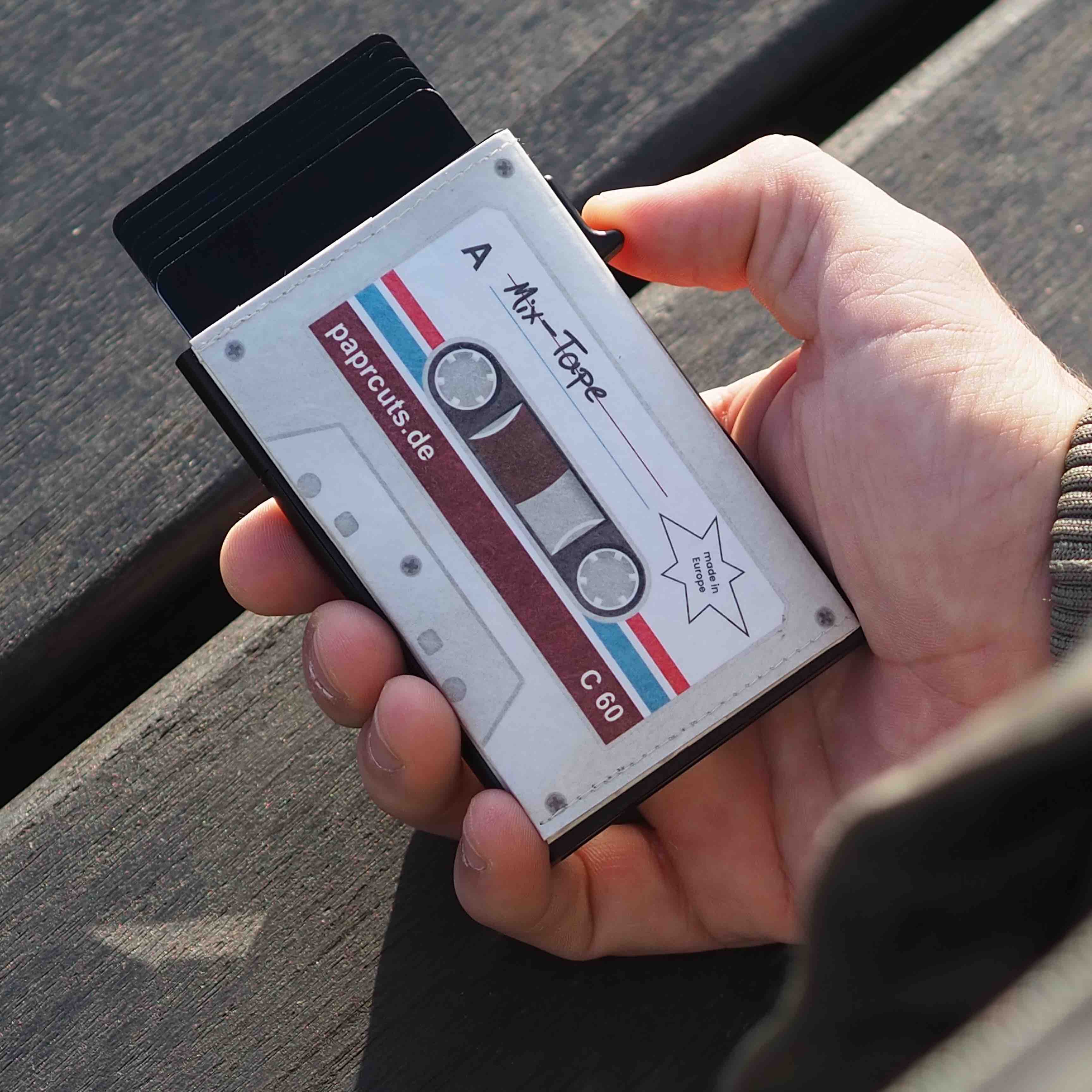 Paprcuts RFID Alu Kartenetui Mixtape Portemonnaie beige RFID-Schutz