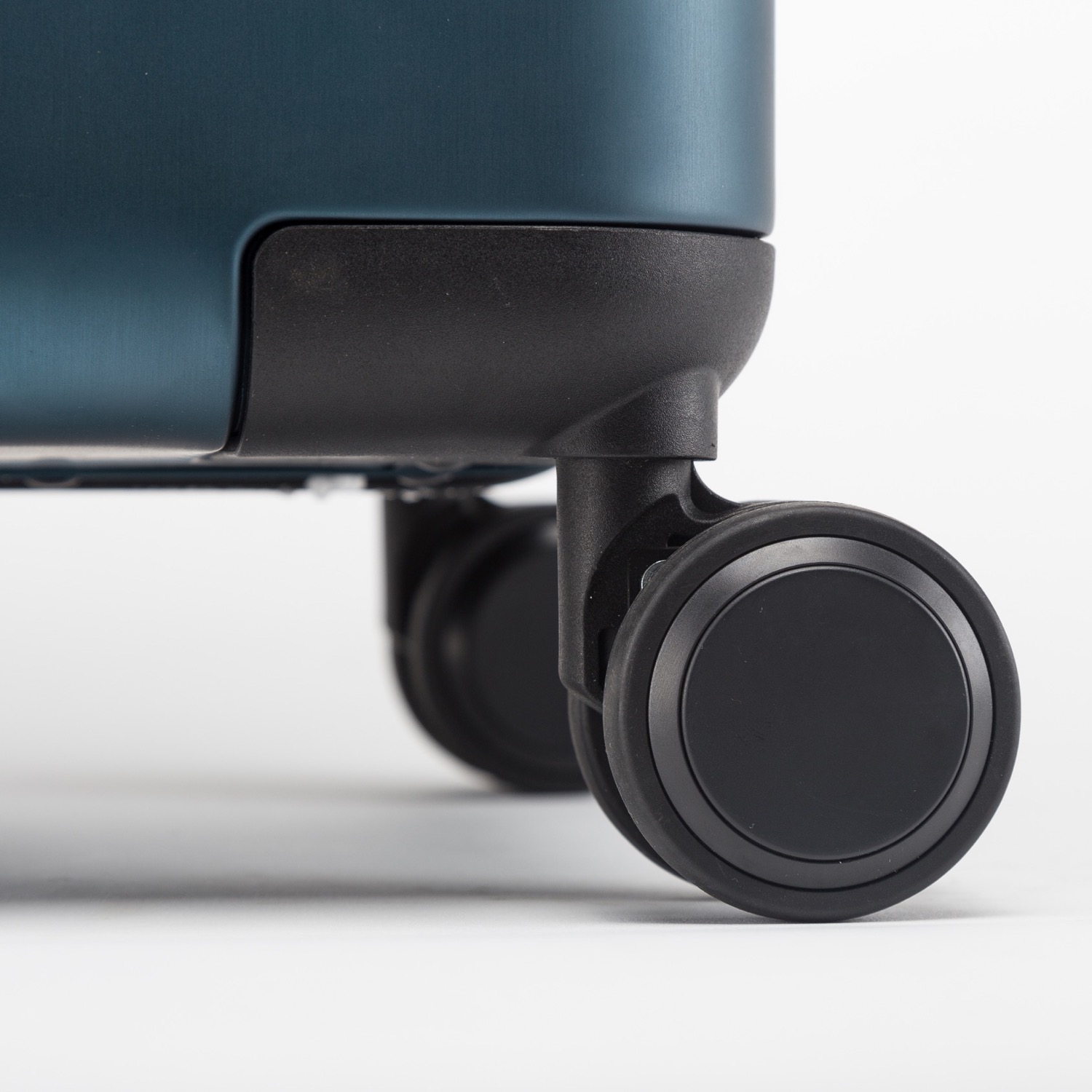 Alumaxx Gravity Reisetrolley Aluminium Blautürkis TSA