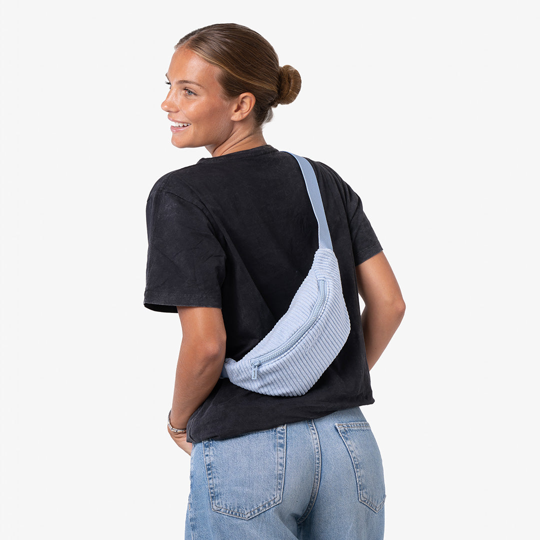 Paprcuts Valencia Capri Bauchtasche Pastellblau Cord vegan