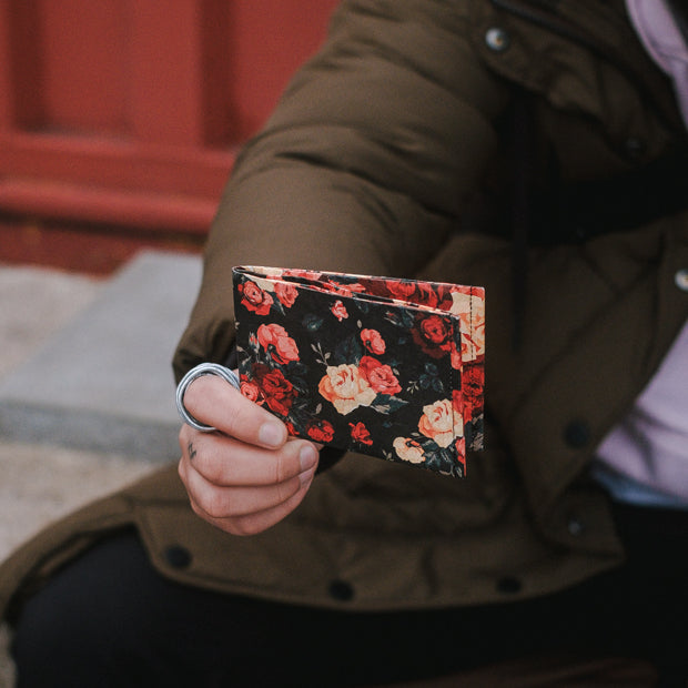 Paprcuts RFID Wallet Flowers Portemonnaie Schwarz Rot Blumen RFID
