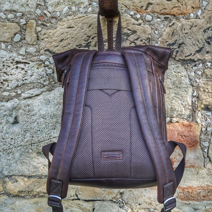 Jack Kinsky Porto 6 Rucksack Cognac Büffelleder Notebookfach