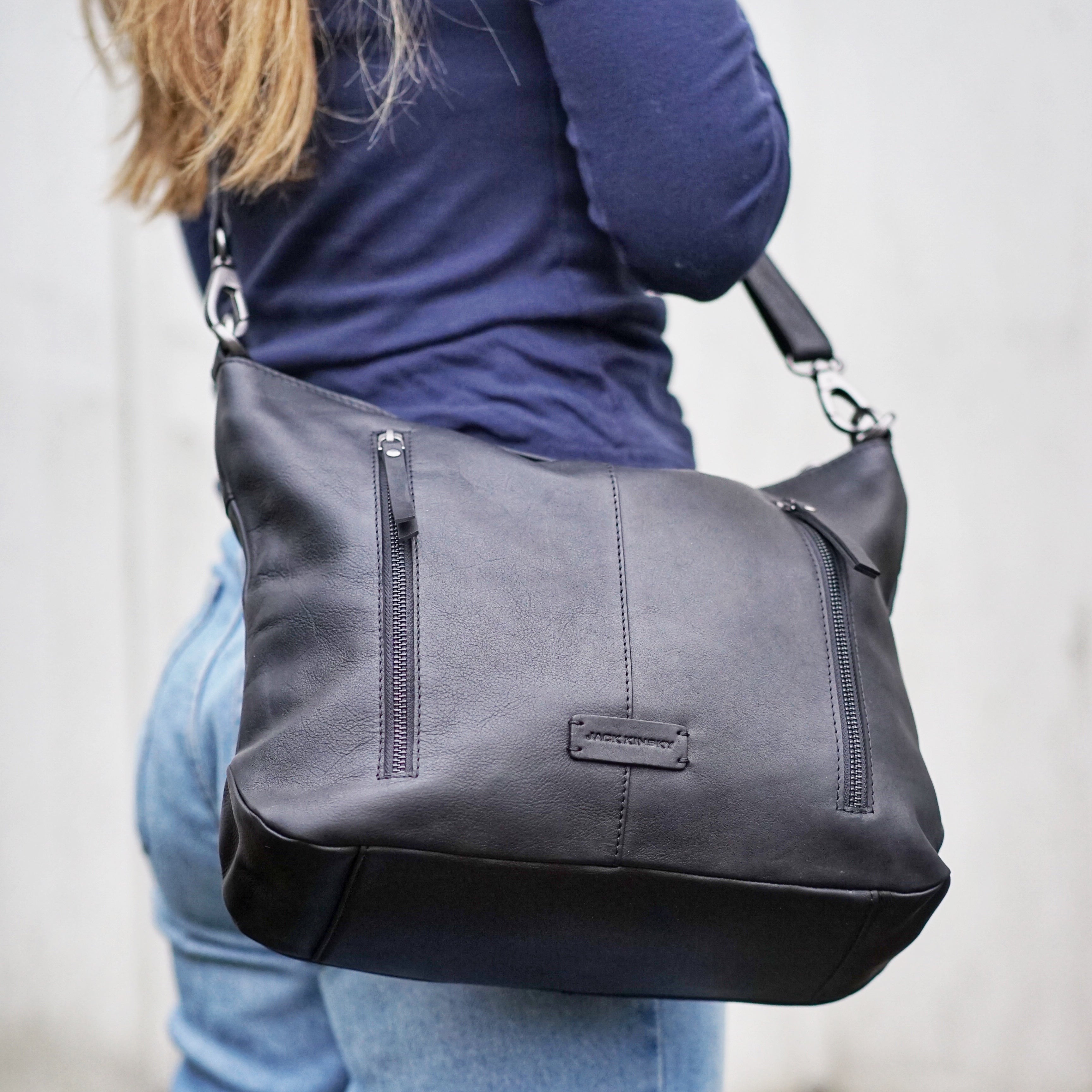Jack Kinsky Montreal 24N Beuteltasche Cognac Rindleder