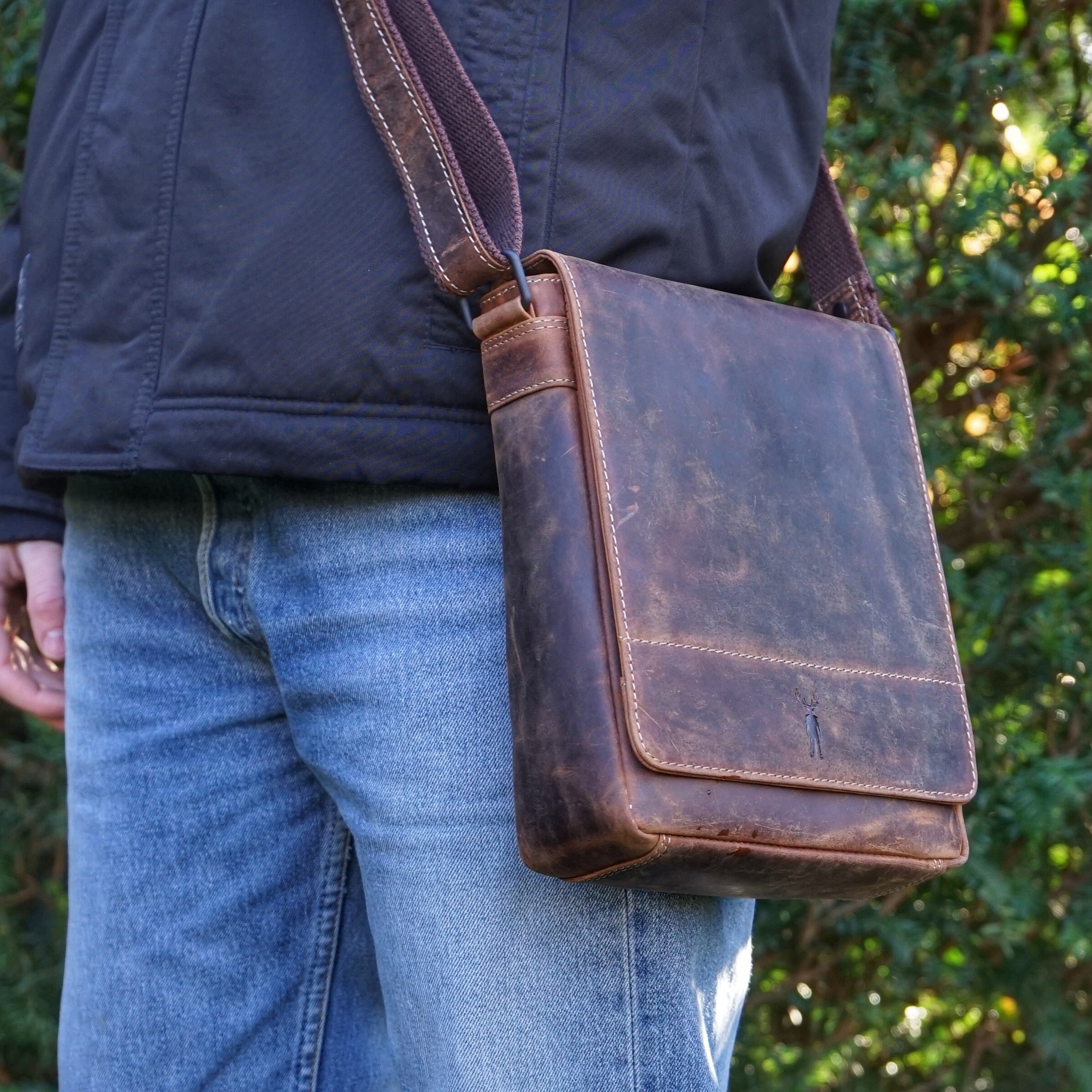 Jack Kinsky Baltimore 3 Umhängetasche Anthrazit Hunter-Leder