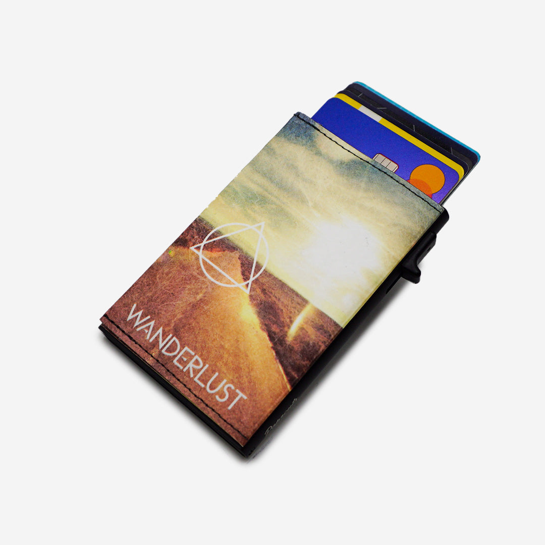 Paprcuts RFID Alu Kartenetui Wanderlust Reisepasshülle blau RFID
