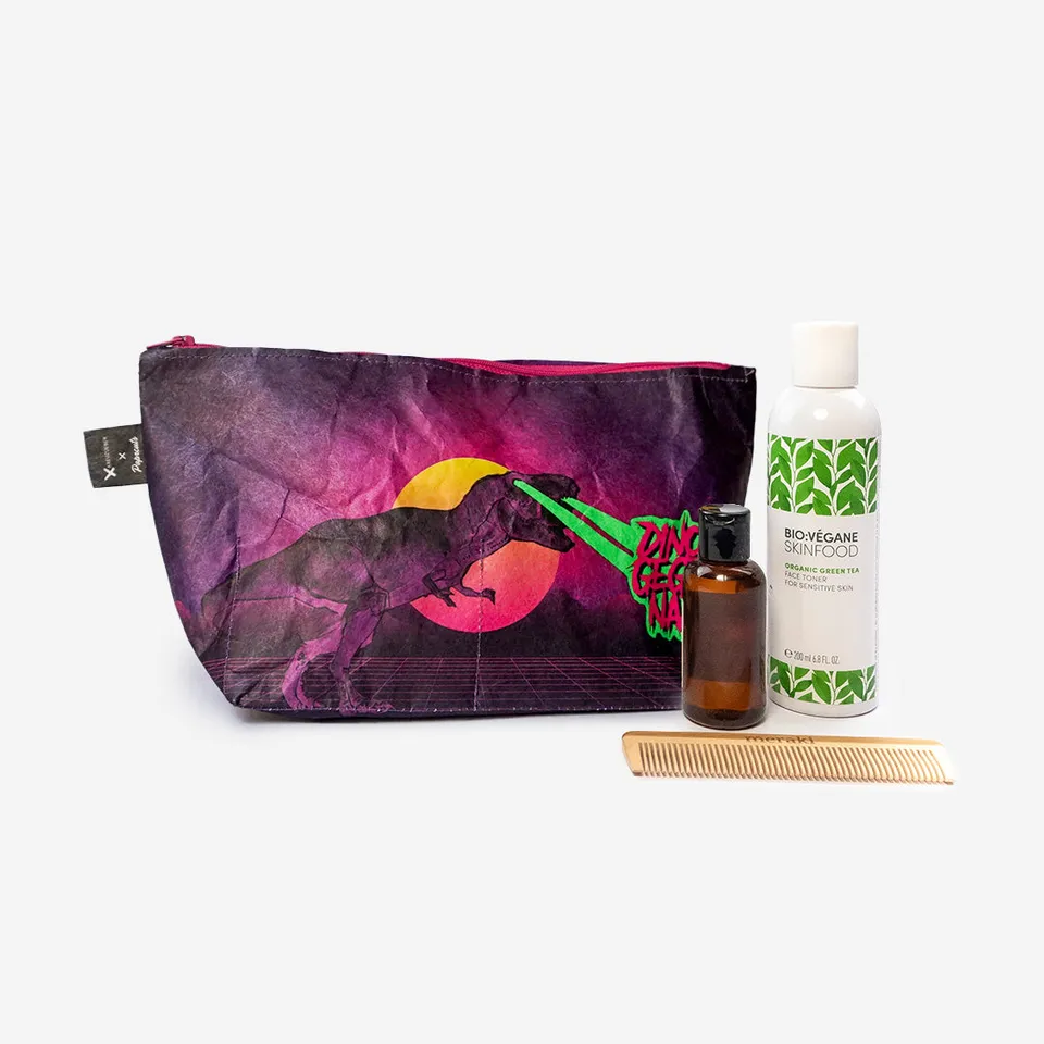 Paprcuts Kulturbeutel Dinos gegen Nazis Waschtasche vegan