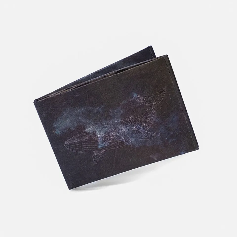 Paprcuts RFID Wallet Galactic Whale Portemonnaie Schwarz RFID-Schutz