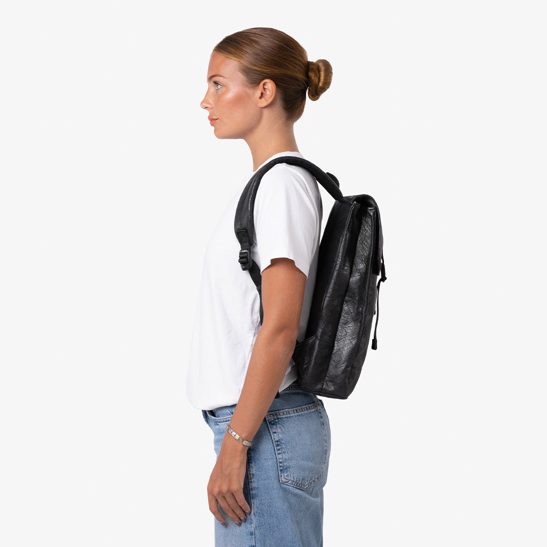 Paprcuts Kyoto Rucksack Just Black 11L 16 Zoll Laptopfach