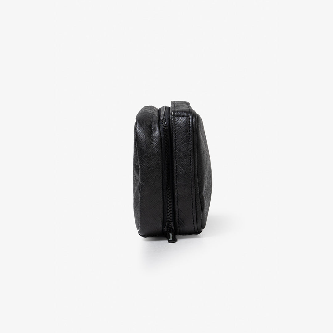 Paprcuts Oslo Organizer Just Black Tyvek Kulturbeutel 24 cm
