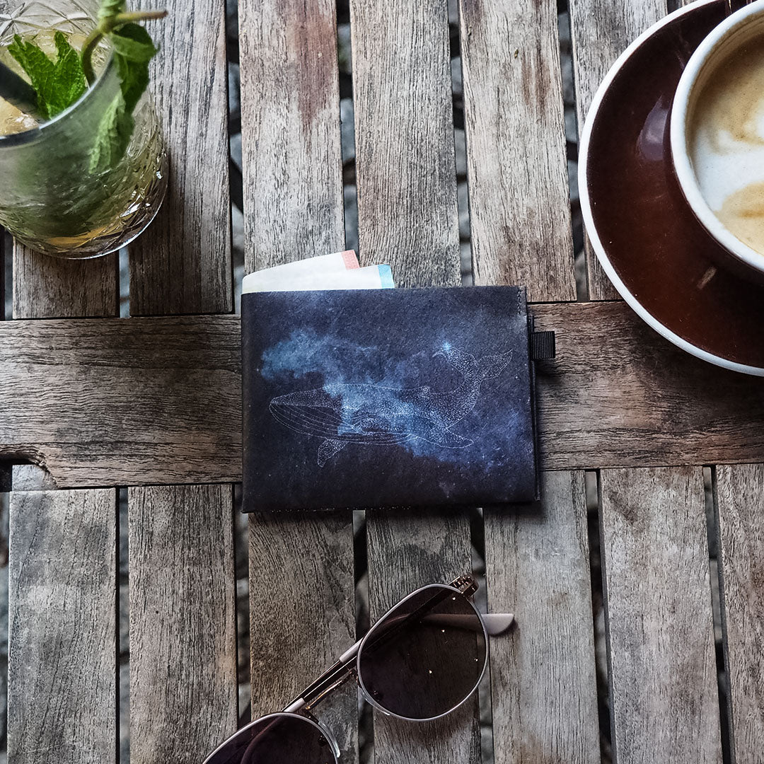 Paprcuts RFID PRO Wallet Galactic Whale Geldbeutel RFID vegan