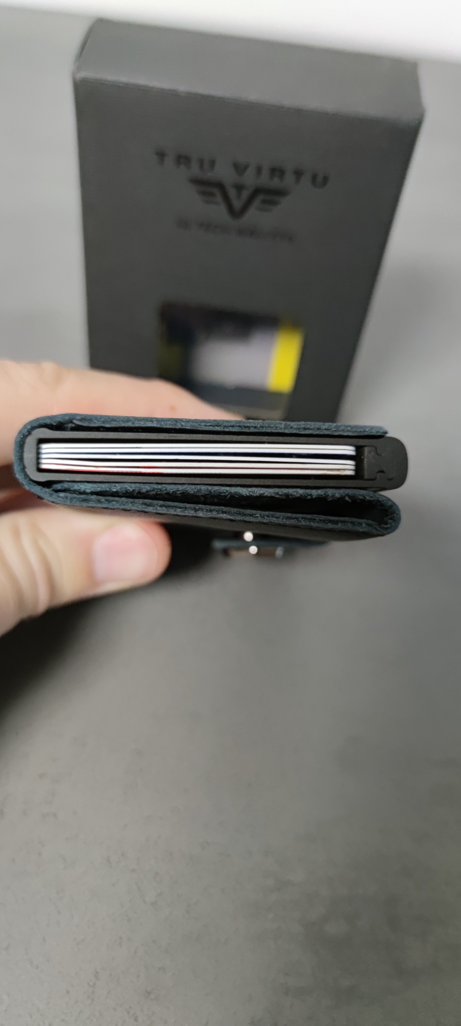 Tru Virtu Wallet Click & Slide Karten-Portemonnaie Croco Black