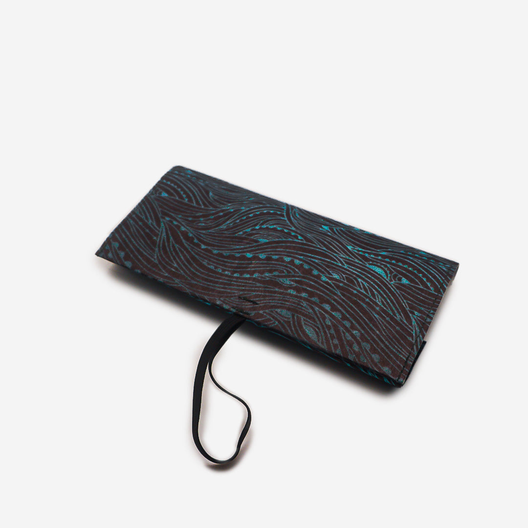 Paprcuts Tabakbeutel Wild Waves Drehtasche blau-schwarz vegan