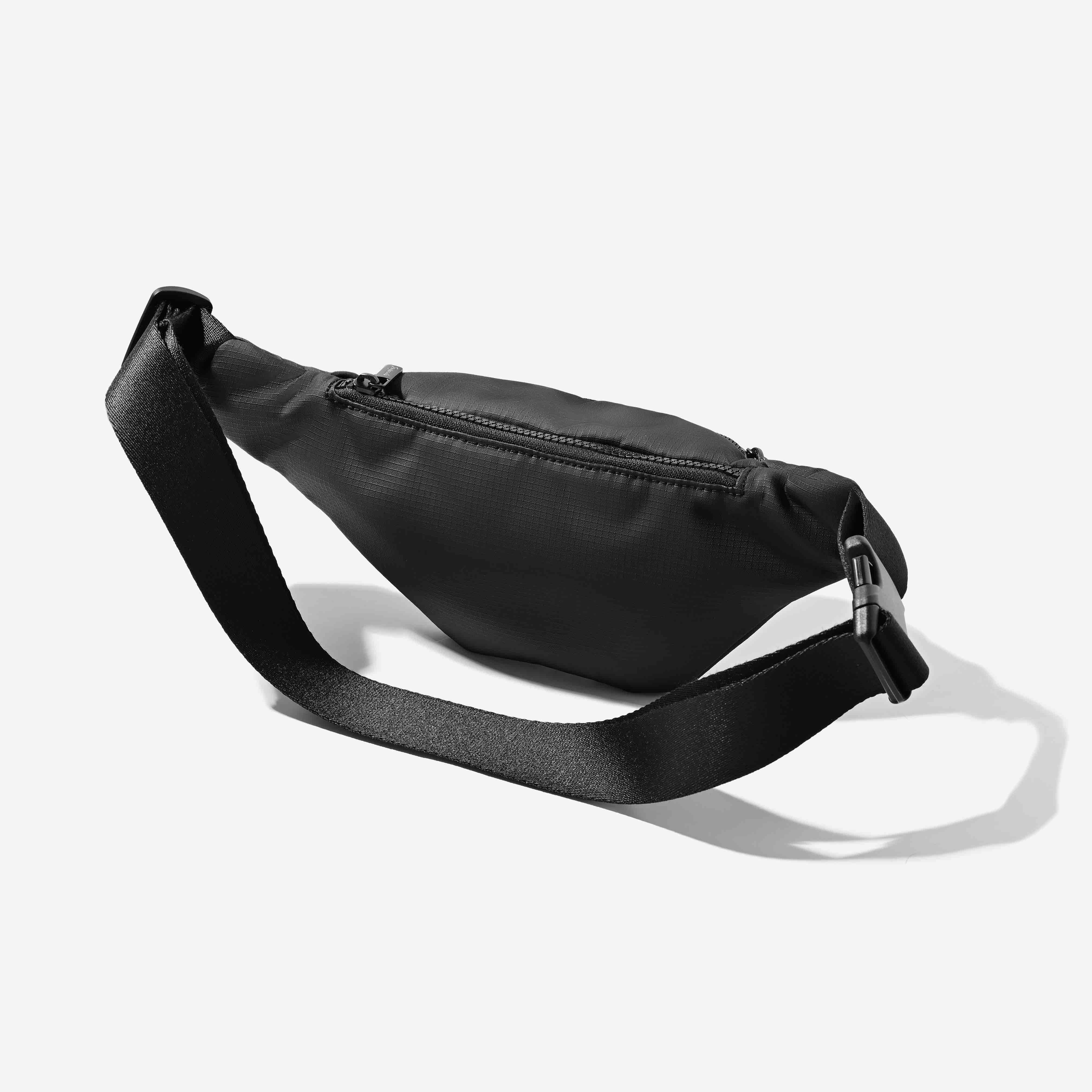 Paprcuts Bauchtasche Black Ripstop 2L wasserabweisend
