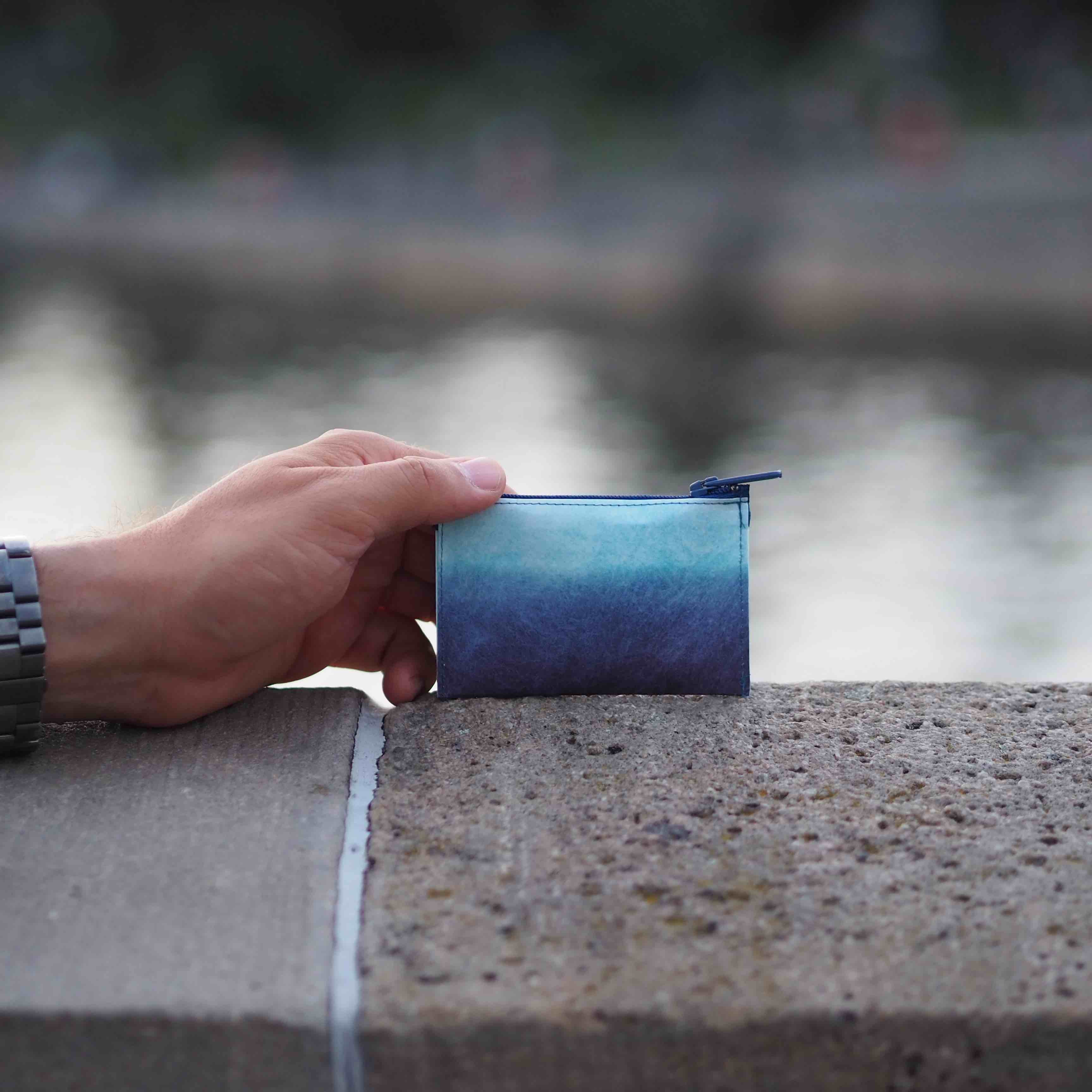 Paprcuts Münzbörse Blue Lagoon Mini-Portemonnaie blau RFID