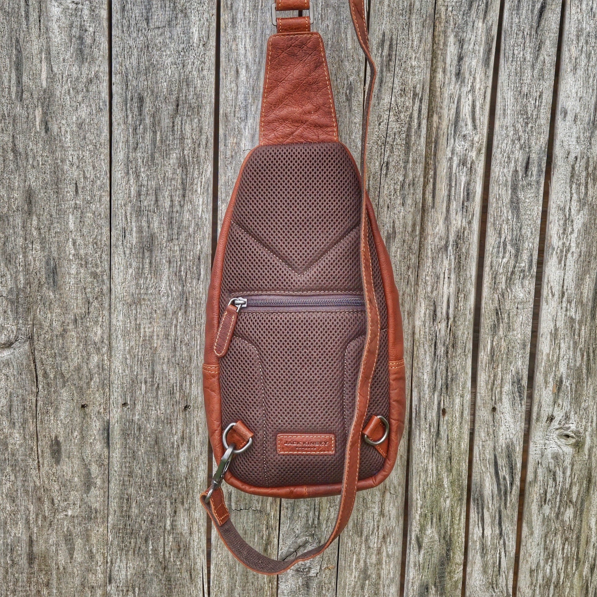 Jack Kinsky Porto 13 Crossbag Cognac Büffelleder Bodybag