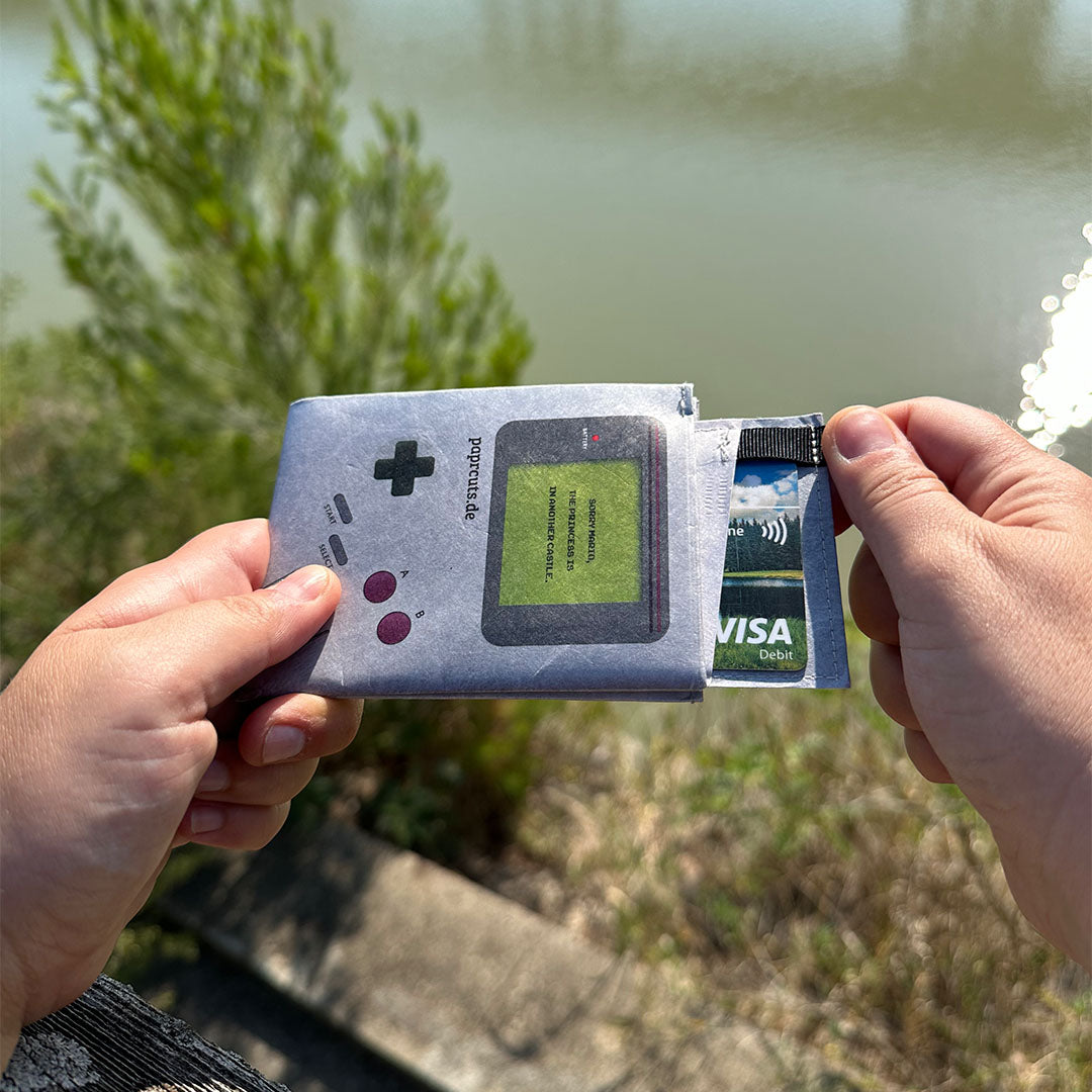 Paprcuts RFID PRO Wallet Game Boy Portemonnaie grau RFID