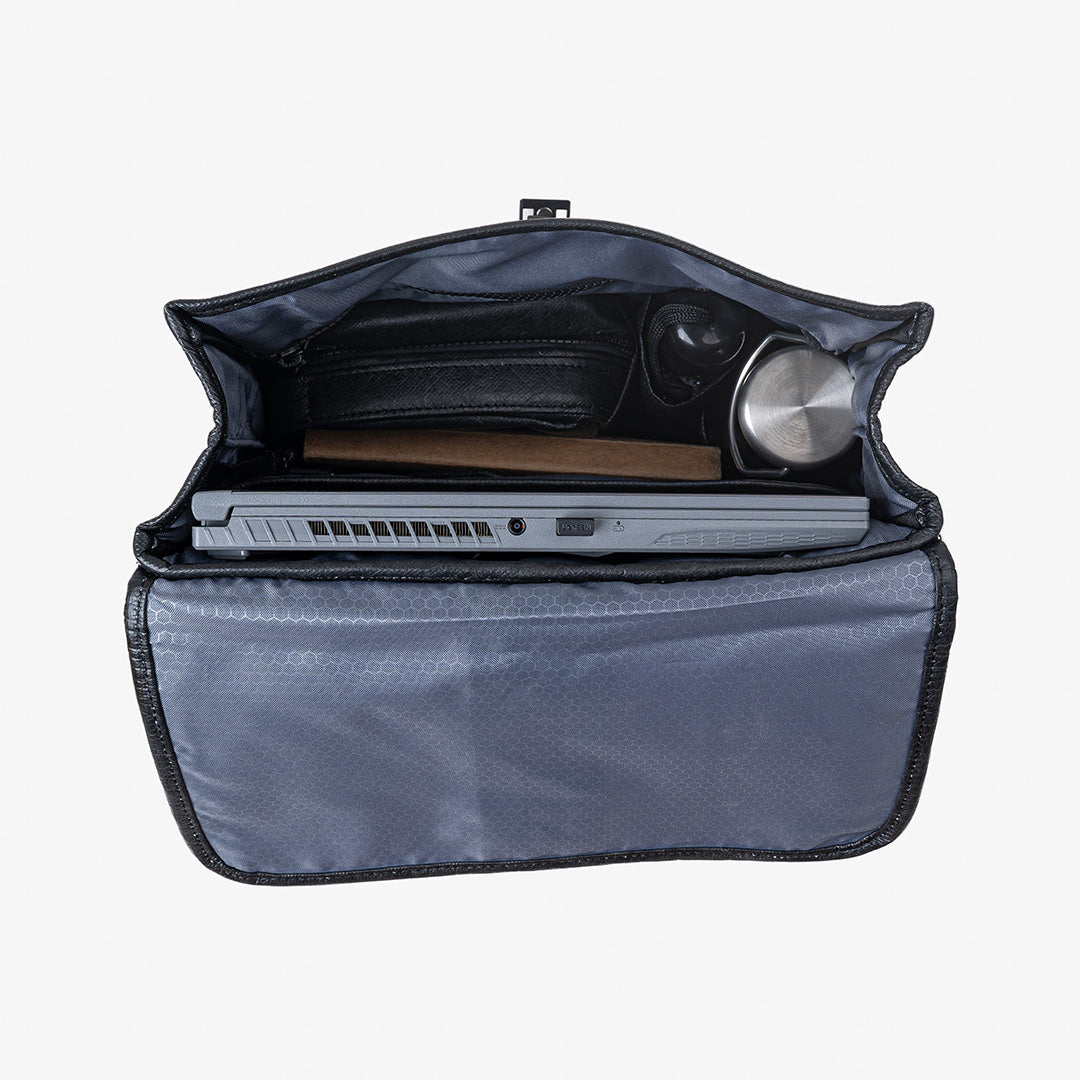 Paprcuts Kyoto Rucksack Just Black 11L 16 Zoll Laptopfach