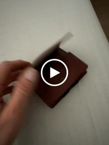 Jaimie Jacobs Flap Boy AirTag Vegan Geldbörse Schwarz Münzfach