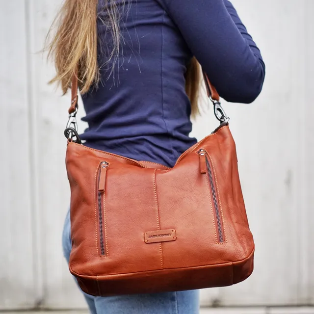 Jack Kinsky Montreal 24N Beuteltasche Cognac Rindleder