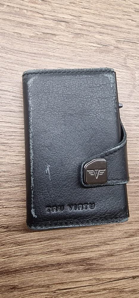 Tru Virtu Coin Pocket Kartenetui Schwarz RFID Aluminium