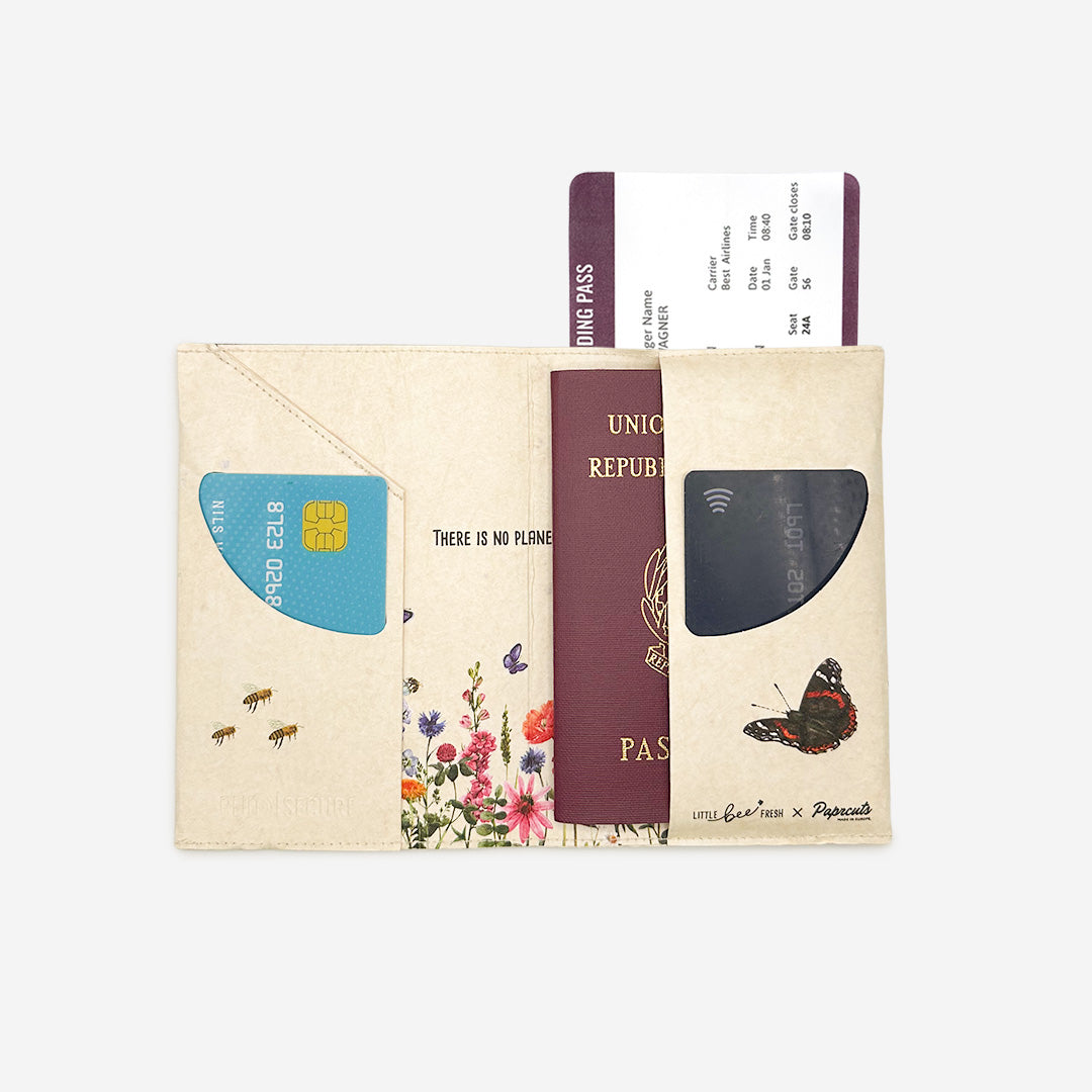 Paprcuts RFID Reisepasscover Reisepasshülle Blumenwiese Tyvek vegan