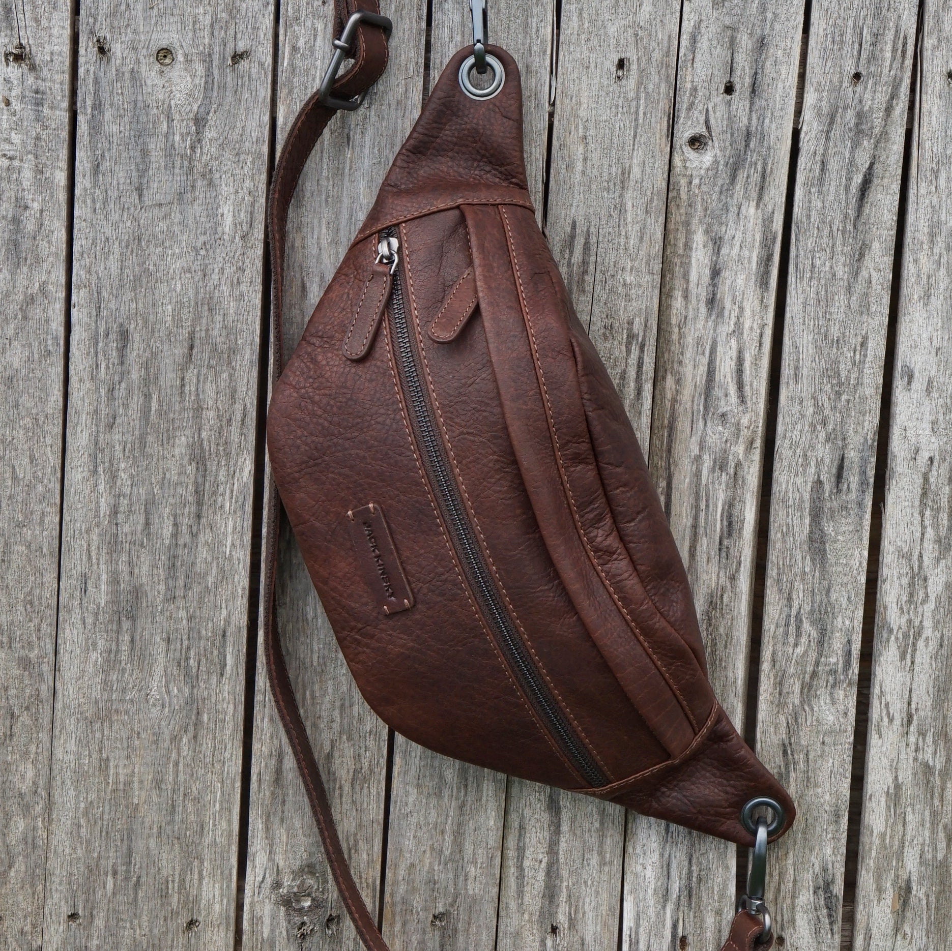 Jack Kinsky Porto 1 Gürteltasche Cognac Büffelleder