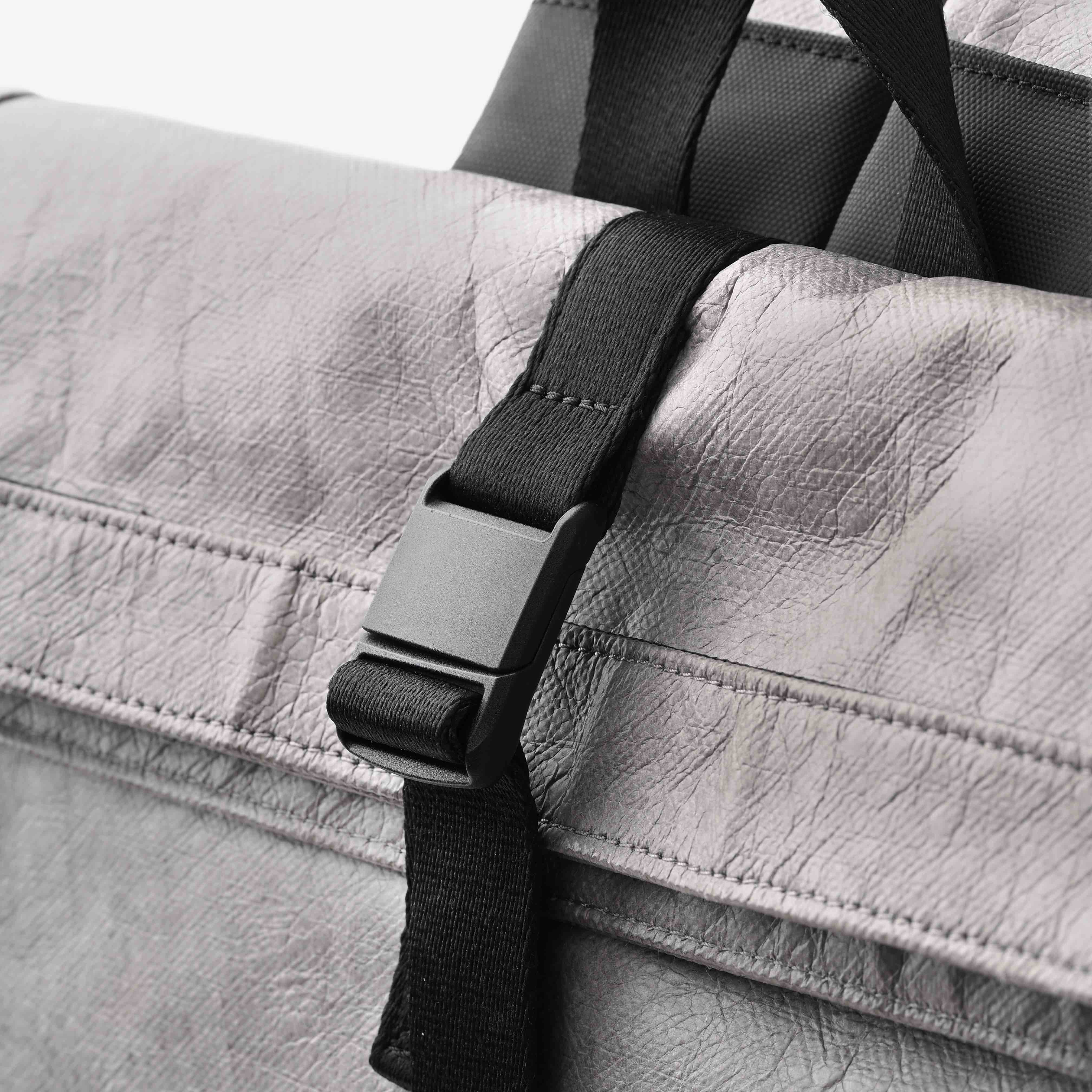 Paprcuts Berlin Rucksack Just Grey Bundle mit Bauchtasche