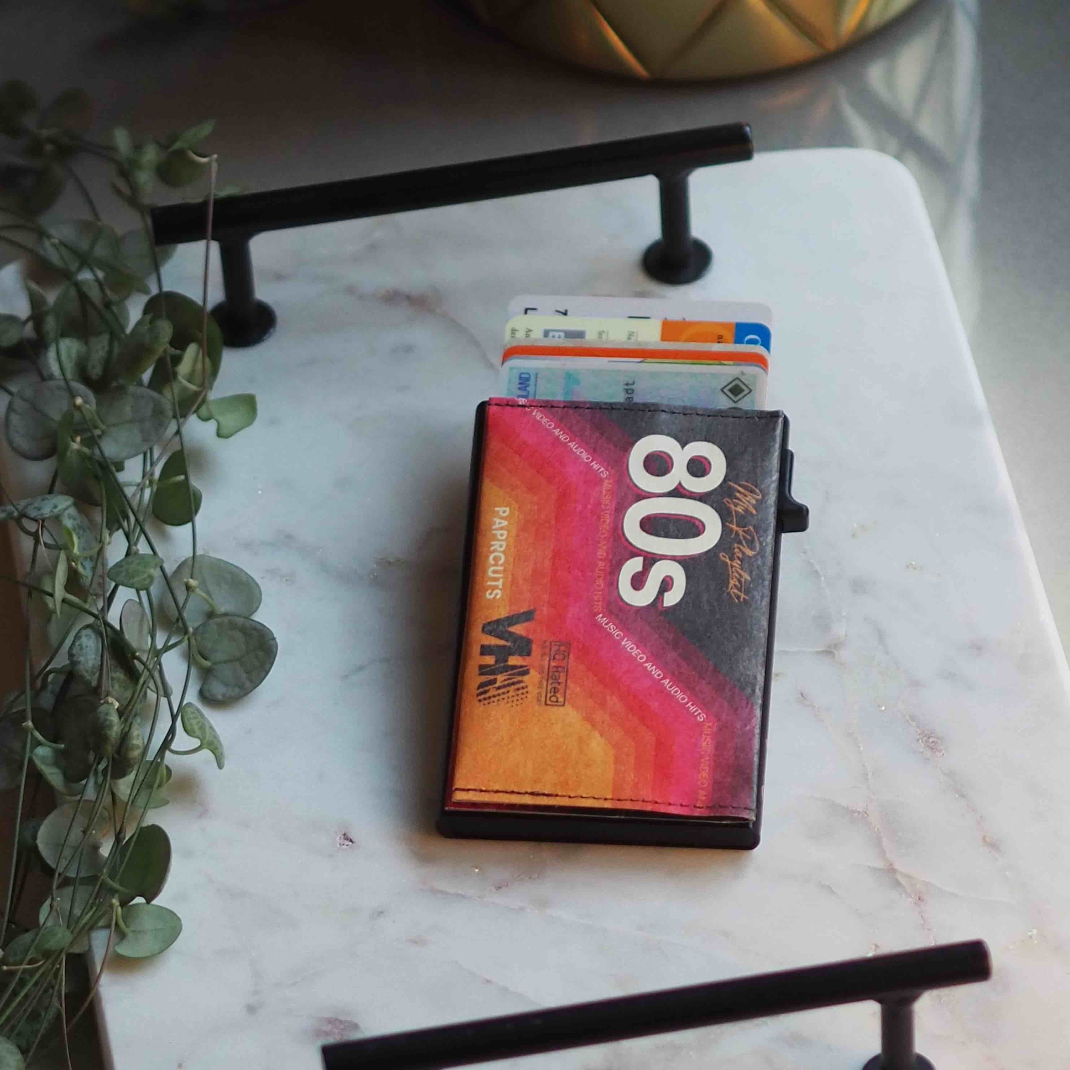 Paprcuts RFID Alu Kartenetui VHS Portemonnaie Retro RFID-Schutz