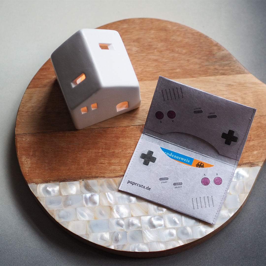 Paprcuts RFID Kartenhalter Game Boy Kartenetui retro vegan